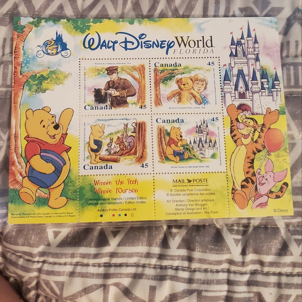 25th anniversary Pooh stamps set